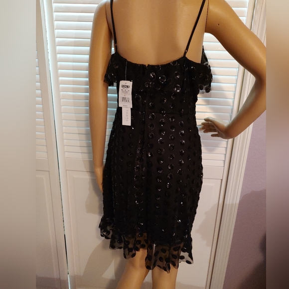Black mesh and sequin ruffled dress - Picture 6 of 16